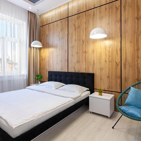 Leogrand Vip Apartments On Pidhirna 3 Lemberg Exterior foto