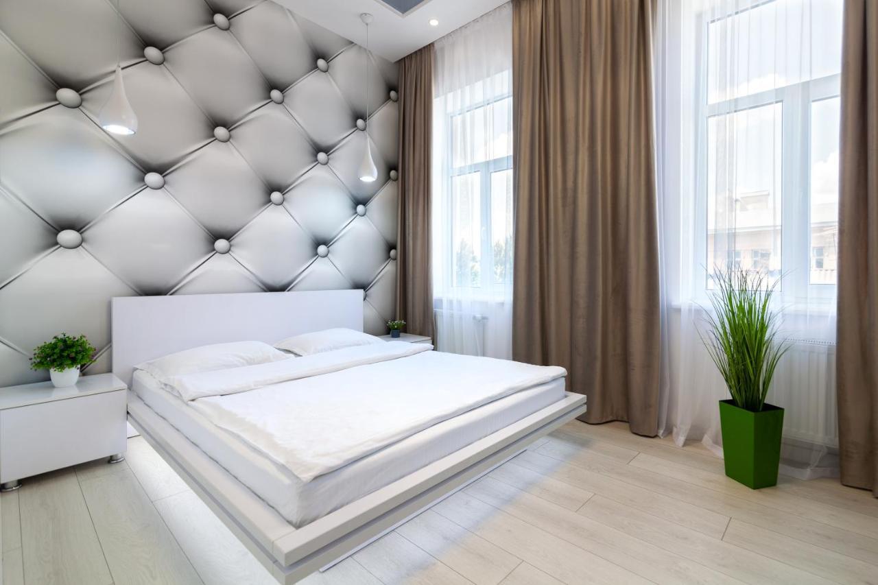 Leogrand Vip Apartments On Pidhirna 3 Lemberg Exterior foto